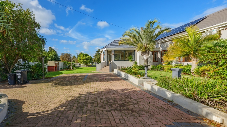 4 Bedroom Property for Sale in Bredasdorp Western Cape